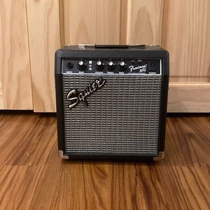 Squire Frontman 10G amp